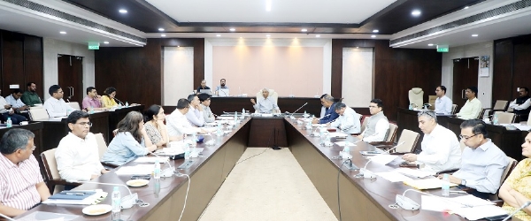 मुख्य सचिव अनुराग जैन ने ली समीक्षा बैठक