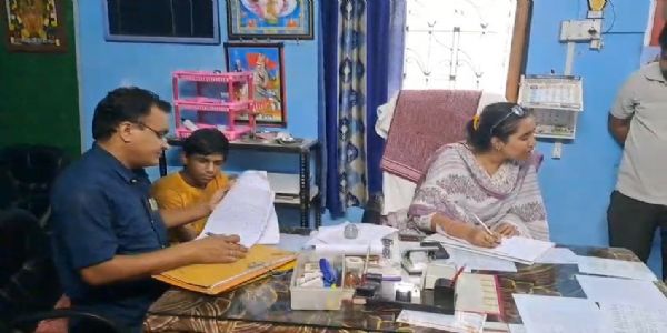 शिक्षा के मंदिर में बच्चों से घिनौनी हरकत, अध्‍यापक ने कर दिया शर्मसार
