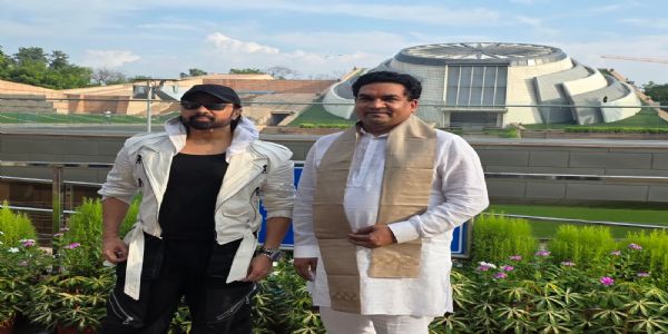 मंत्री कपिल मिश्रा ने किया प्रधानमंत्री संग्रहालय का दौरा