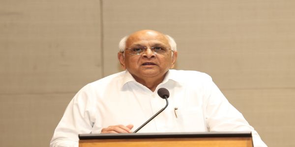 राज्य के 104 तहसील पंचायत भवनों में सोलर रूफटॉप तथा 31 में रेन वॉटर हार्वेस्टिंग सुविधा होगी