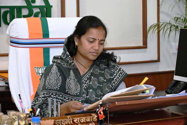 मंत्री लक्ष्मी राजवाड़े
