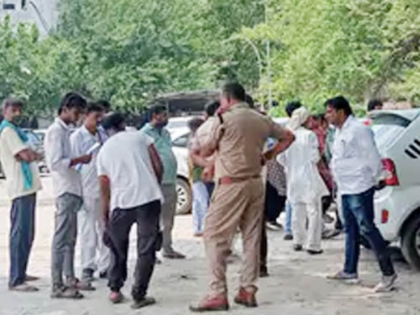 सोनीपत:  सिविल अस्पताल में मृतका के परिवार के सदस्य