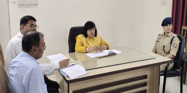 आंगनवाड़ी केंद्र के बच्चों को जरूर मिले शासन की योजनाओं का लाभ ; प्रतिभा शुक्ला