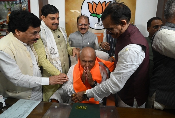 भाजपा प्रदेश अध्यक्ष का संभाला पदभार
