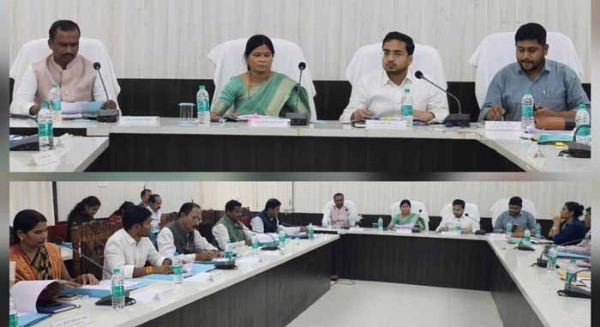 जिला पंचायत सामान्य सभा की बैठक