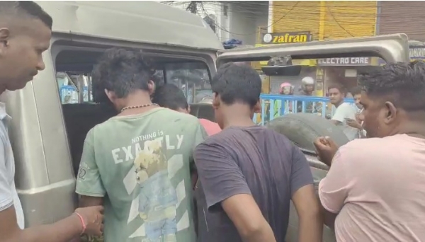 चोरी के आरोप में तीन नाबालिग धराया