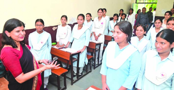 निरीक्षण के दौरान
