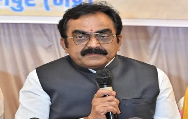 लोक निर्माण मंत्री राकेश सिंह (फाइल फोटो)