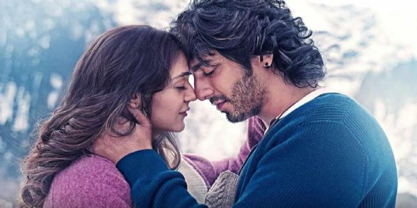 सिनेमाघरों में रिलीज होते ही बड़े बजट की फिल्मों पर भारी पड़ी 
