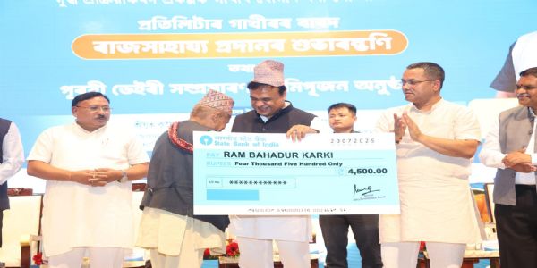 मुख्यमंत्री ने संगठित दुग्ध उत्पादकों को पांच रुपये प्रति लीटर सब्सिडी देने की योजना की शुरुआत की