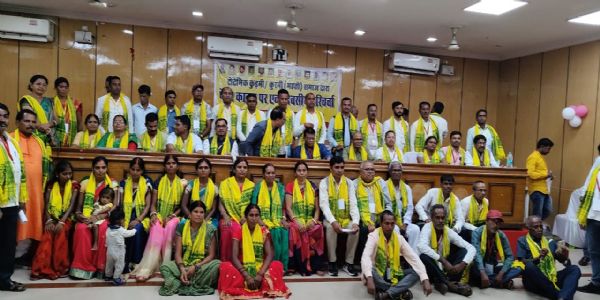 पेसा में बाईसी प्रथा जोड़ने की मांग पर कुड़मी समाज की महापरिचर्चा