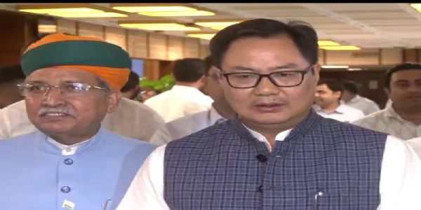 सर्वदलीय बैठक में रिजिजू ने कहा- सरकार ऑपरेशन सिंदूर समेत सभी मुद्दों पर चर्चा के लिए तैयार