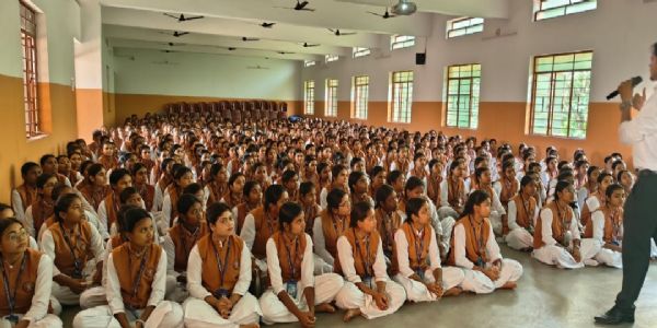संत जेवियर गर्ल्स इंटर कॉलेज में हुआ जागरूकता कार्यक्रम