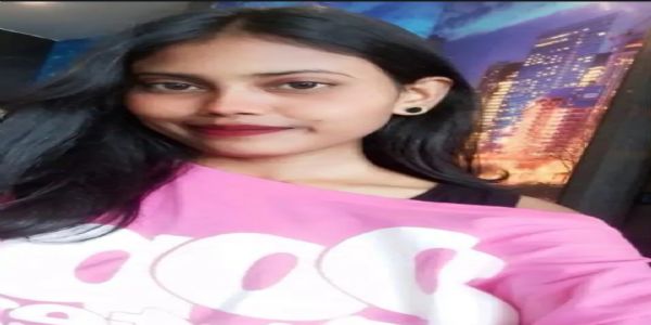 ट्रेन की चपेट में आने से छात्रा की मौत
