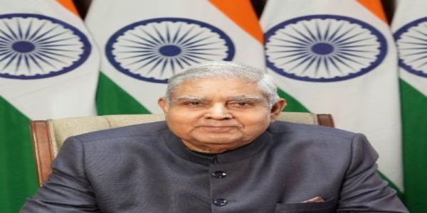 उपराष्ट्रपति जगदीप धनखड़ ने स्वास्थ्य कारणों से दिया पद से इस्तीफा