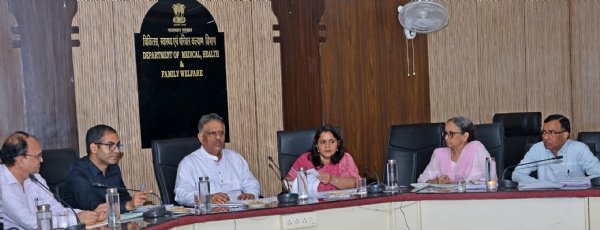 मौसमी बीमारियों का हो प्रभावी प्रबंधनः चिकित्सा मंत्री