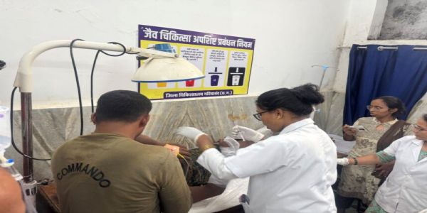सर्चिंग पर निकले डीआरजी जवानों पर चार भालुओं ने किया हमला