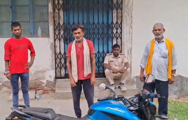 मृतक के परिजन