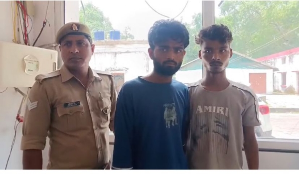 पुलिस की गिरफ्त में हत्यारोपित