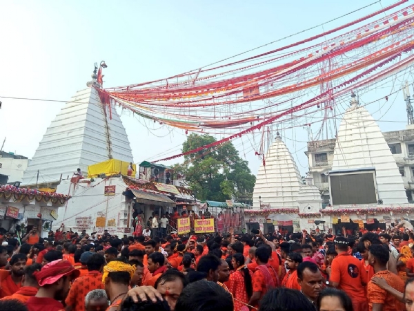 बाबा बैद्यनाथ धाम की तस्वीर