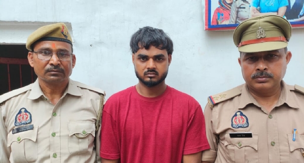 गिरफ्तार अभियुक्त