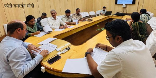 नगरीय निकाय बजट घोषणाओं पर विशेष ध्यान दें, समय पर पूर्ण करें, फॉलोअप लेते रहें : विश्राम मीणा
