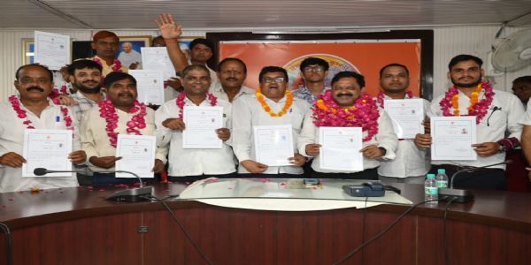 पीडीए कर्मचारी यूनियन प्रयागराज के अशोक बने अध्यक्ष