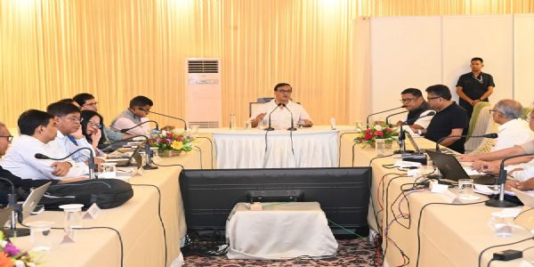 मुख्यमंत्री ने सोनारी, नावबोइचा और टिंगखोंग विस क्षेत्रों में विकास कार्यों की समीक्षा की