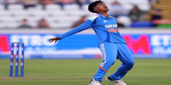 भारत ने इंग्लैंड को तीसरे वनडे में 13 रन से हराकर 2-1 से जीती सीरीज