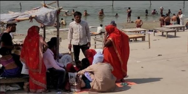 दीवानघाट पर बढ़ती चोरियों से श्रद्धालु भयभीत, पुलिस पर लापरवाही के आरोप