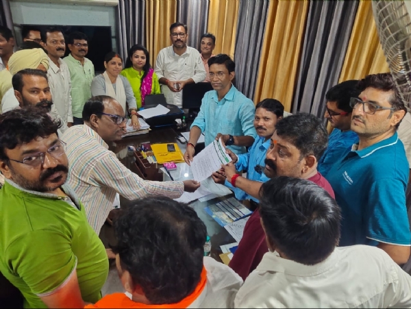 जदयू प्रतिनिधिमंडल ने जेबीवीएनएल के महाप्रबंधक अजीत कुमार से मुलाकात कर ज्ञापन सौंपा