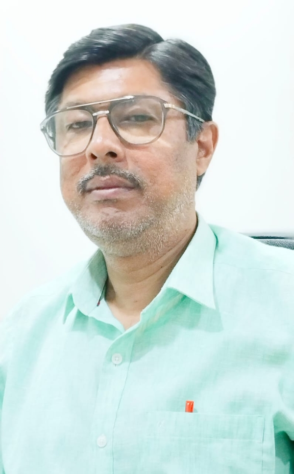 प्रवीण प्रभाकर की फाइल फोटो