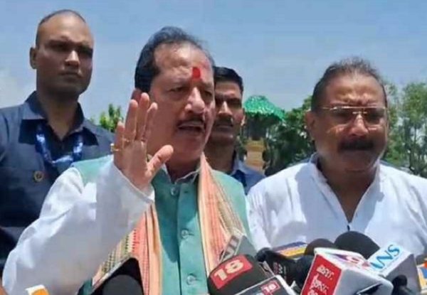 उप मुख्यमंत्री विजय सिनहा्