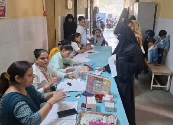 स्वास्थ्य मेले में गर्भवतियों की हुई जांच