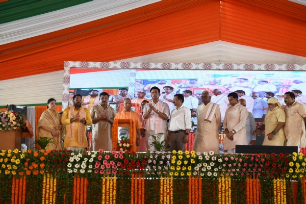 कभी दंगा प्रदेश के रूप में था बदनाम, आज अनुशासित और उत्सव प्रदेश की बनी पहचान : मुख्यमंत्री*