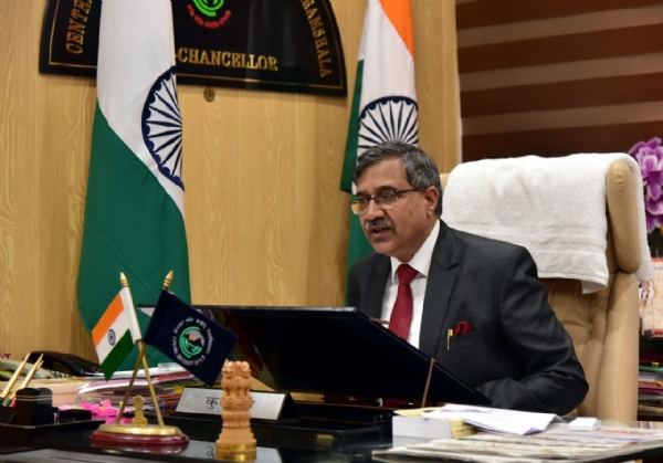 कुलपति प्रो. एसपी बंसल।