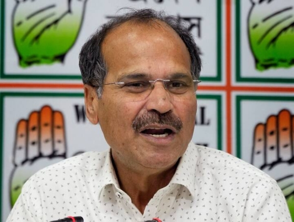 चुनाव आयोग के विश्वसनीयता पर अधीर रंजन चौधरी ने उठाए सवाल
