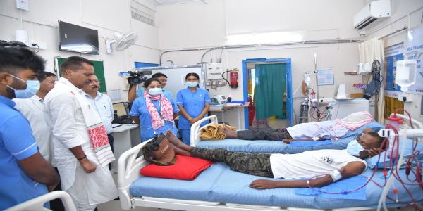 दरंग और उदालगुरी में स्वास्थ्य एवं सिंचाई परियोजनाओं का मंत्री अशोक सिंघल ने किया निरीक्षण