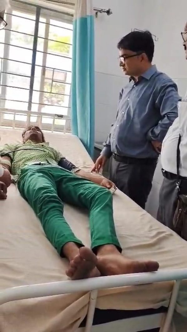 अस्पताल में जाना छात्र का हाल