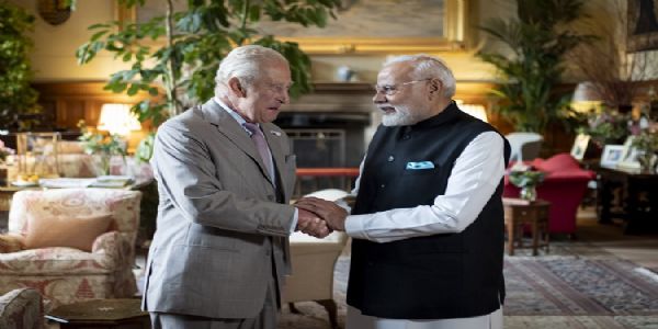 प्रधानमंत्री मोदी ने ब्रिटेन के सम्राट किंग चार्ल्स तृतीय से की मुलाकात