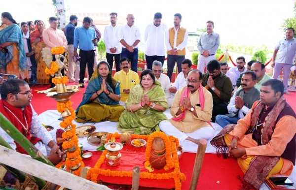 उप मुख्यमंत्री अरुण साव के नवा रायपुर स्थित निवास पर हरेली की धूम