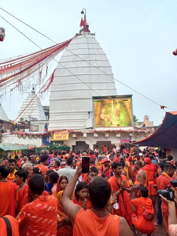 बाबा बैद्यनाथ धाम की तस्वीर