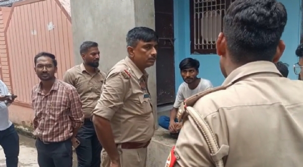 मौके पर पुलिस
