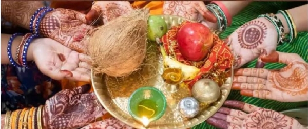 तीज का प्रतीकात्मक तस्वीर
