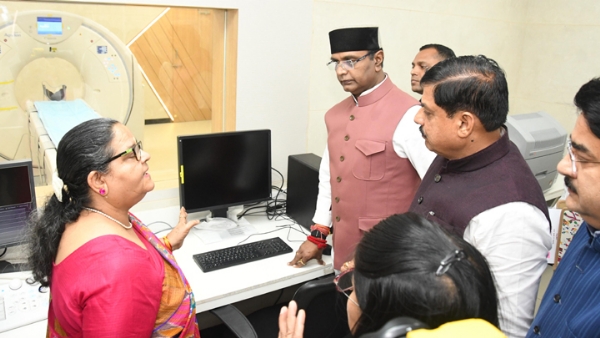 हमीदिया अस्तपताल में अत्याधुनिक सीटी स्कैन एवं एमआरआई मशीन का लोकार्पण