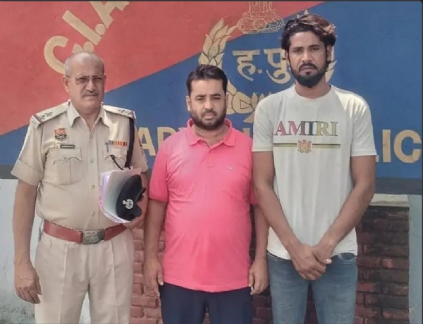 पुलिस की गिरफ्त में दोनों आरोपी