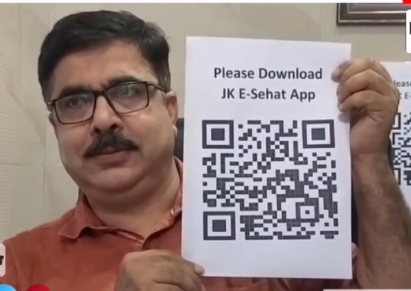CMO Kathua urges district residents to download JK Sehat App and avail better health services