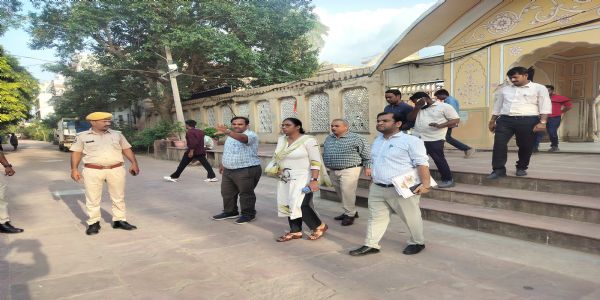 हेरिटेज निगम आयुक्त ने किया तीज माता सवारी मार्ग का निरीक्षण