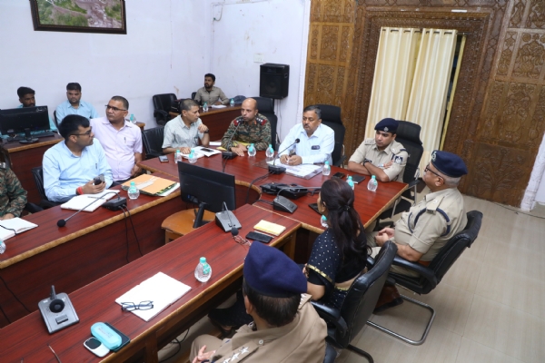 व्यवस्थाओं को लेकर बैठक आयोजित