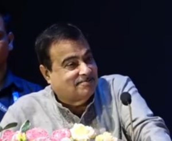 नितिन गडकरी